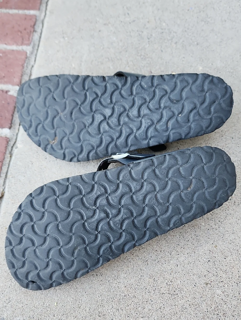 Birkenstock Gizeh Onyx Birko-Flor Sandals - Picture 9 of 16